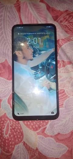 HUAWEI y9 prime. only glass brack. and al ok