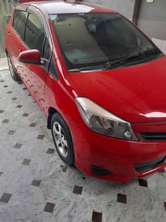 Toyota Vitz 2015