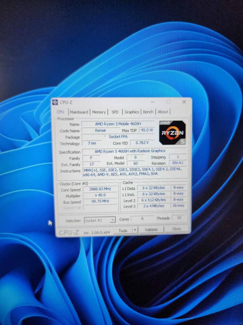 Lenovo LEGION 5 Ryzen 5 4600H GTX 1650 TI 120Hz Display 7