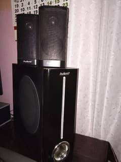 computer and woofer foar sale