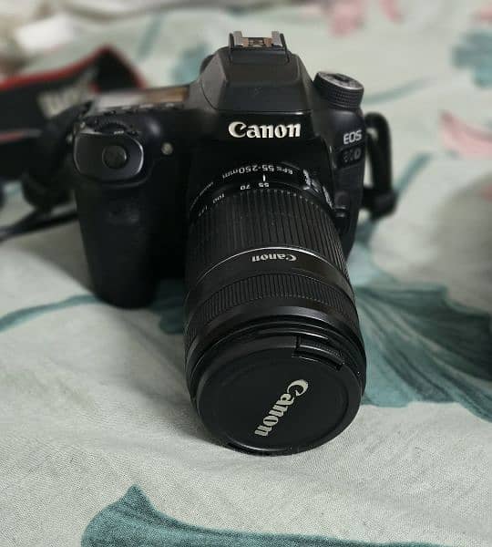 Canon 80D with three lense 0