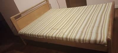 pine wood bed with brand new mattress for sale in good condition
