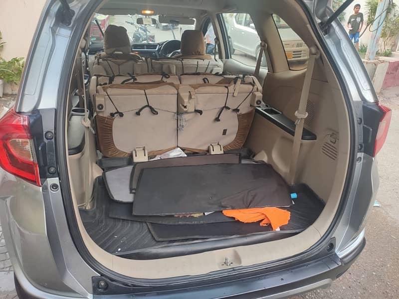 Honda BR-V 2018 in Prestine Condition 4