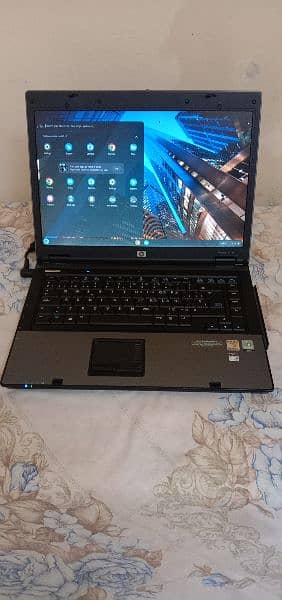 HP AMD C2 Due Laptop 9/10 1