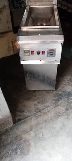 fryer 16liter with. blour