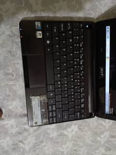 Acer aspire one 2gb/250gb