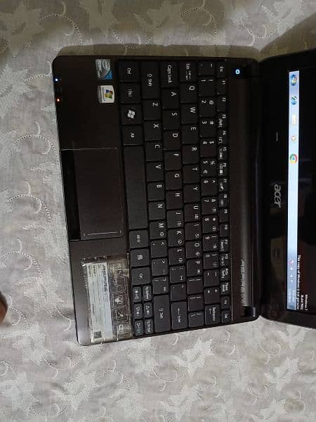 Acer aspire one 2gb/250gb 0