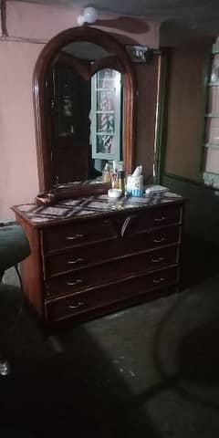 Dressing table for sale