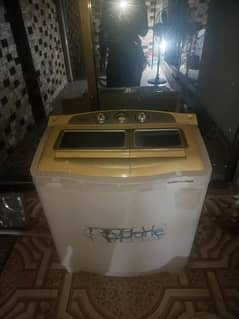 Kenwood Cyclone Washing and Dryer machine