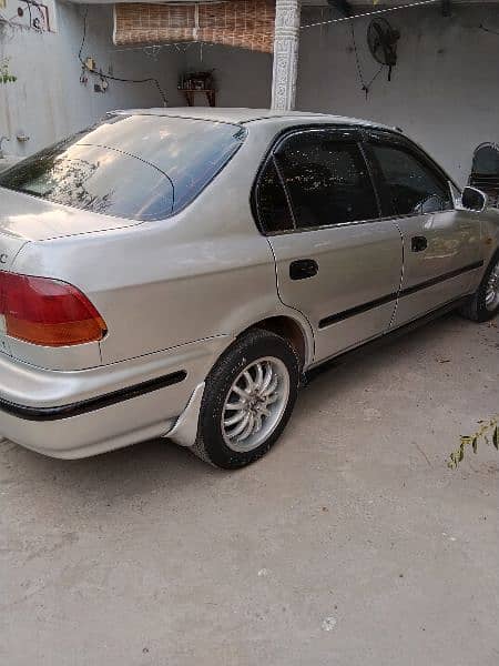 Honda Civic EXi 1997 3