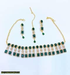 Modern Design Gold Plated Artifical Stones Necklace Set