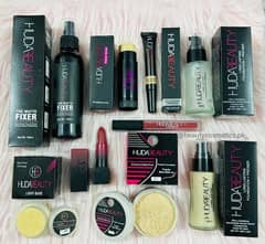 Top of the product for Makeup accessories from Huda beauty 13in 1