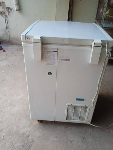 intercool deepfreezer only use for few month during summer 3