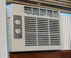 fresh condition 110 portable ac with convertor