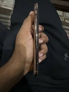 iphone XS storage 64Gb non pta