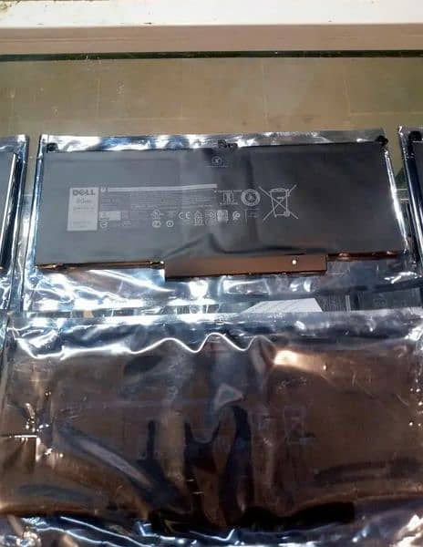 Dell Laptops Slim Batteries New E5450 E5470 E7480 E7470 E5480 3