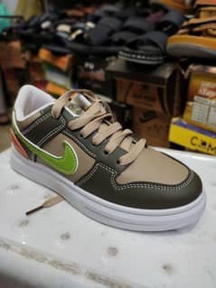 lattest design trending shoes