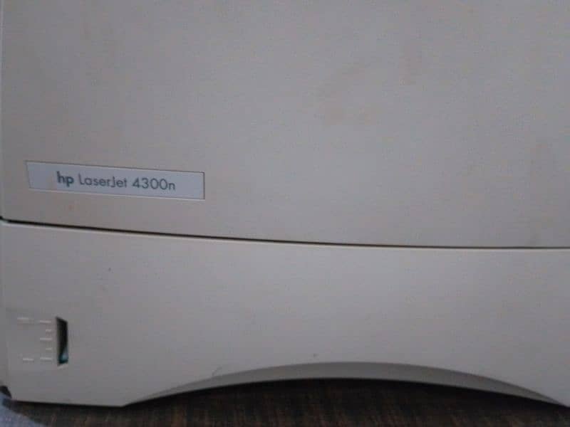 HP Laserjet 4300n Network Printer 3