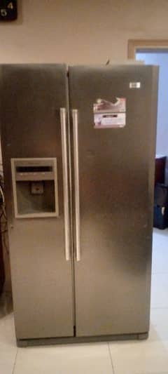 selling my double door fridge