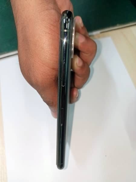 iphone 11 pro Pta Approved 5