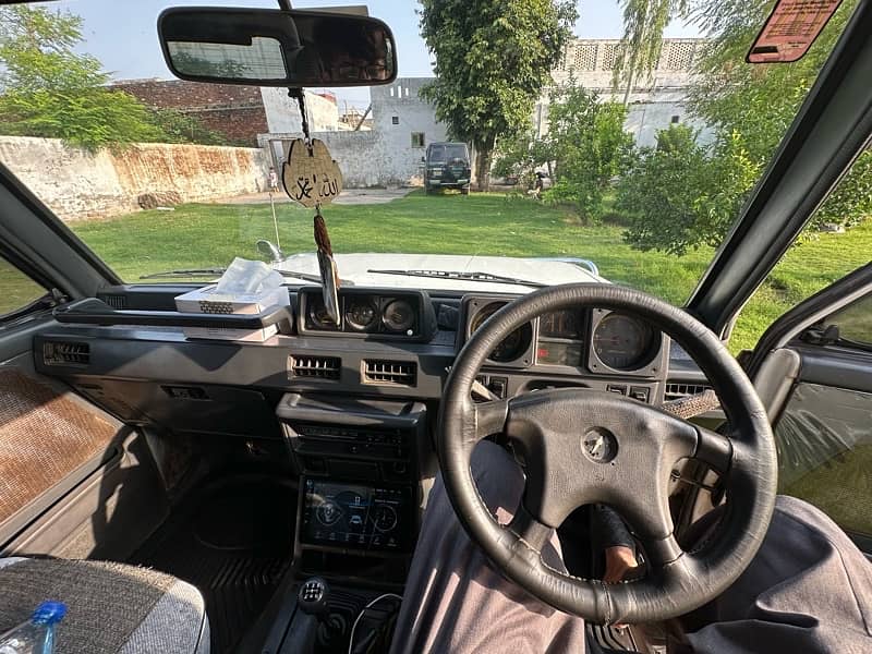 Mitsubishi Pajero 1985 2.4td 4x4 4