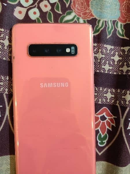 Samsung S10 plus 3