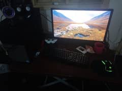 Gaming PC with monitorand cables