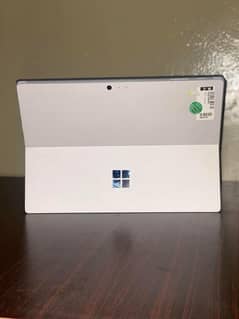 Microsoft Surface Pro 7 plus - Core i5 11th generation - 8Gb 256gb