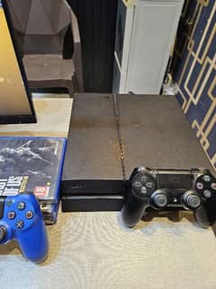 ps4 Playstation 4 With 2 Controllers and 4 Games