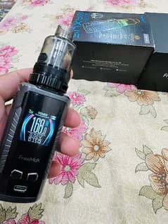 vape  freemax 168W