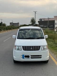 Mitsubishi Ek Wagon 2011