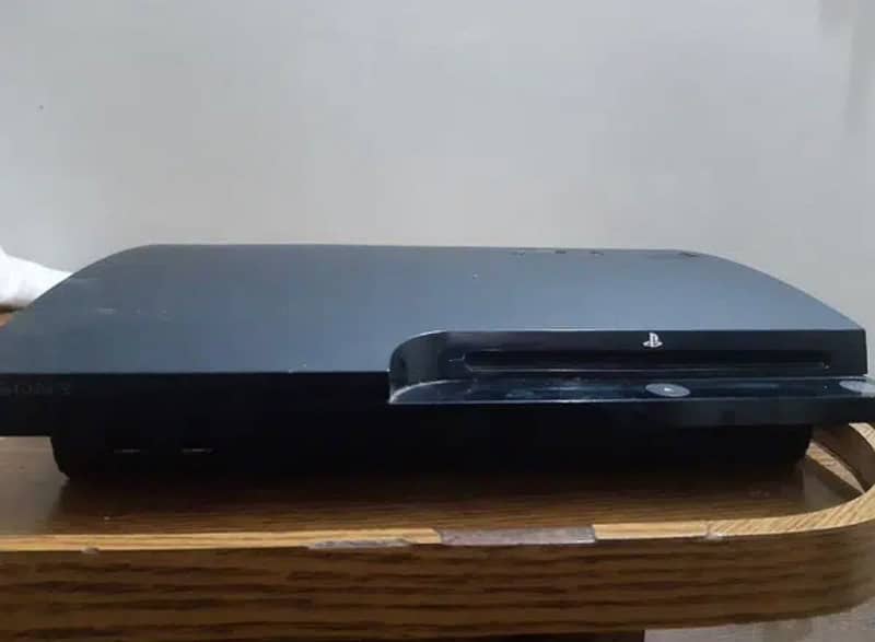 ps3 slim 500 gb 10/10 condition new 0