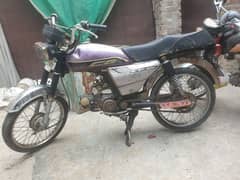 Pak Hero bike Engine ok hai condition apky samny hai
