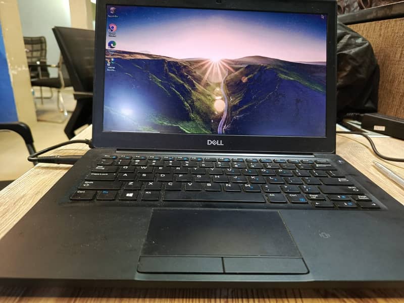 Urgent sale Dell Latitude 7290 i7 8th generation 16GB Ram 256GB SSD 2