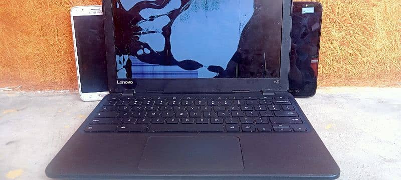 Lenovo Chromebook 4