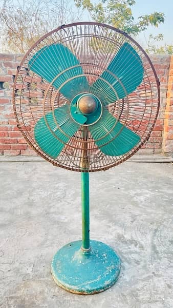 pedestal fan for sale 1