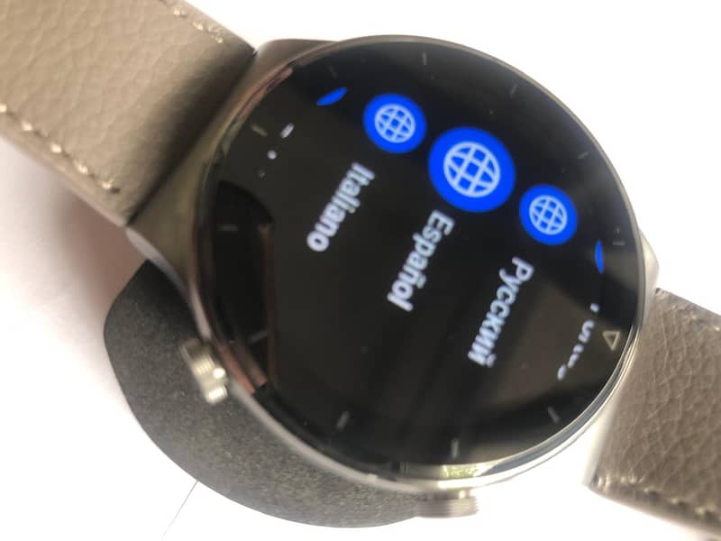 Huawei watch GT2 pro with box complete accessories, slightly used, lik 2