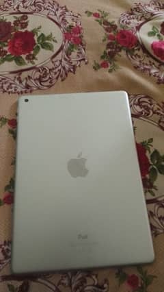 IPAD 6th generation 128GB