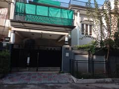 11.5 Marla Double Portion House for sale in Main Road Gulraiz 1