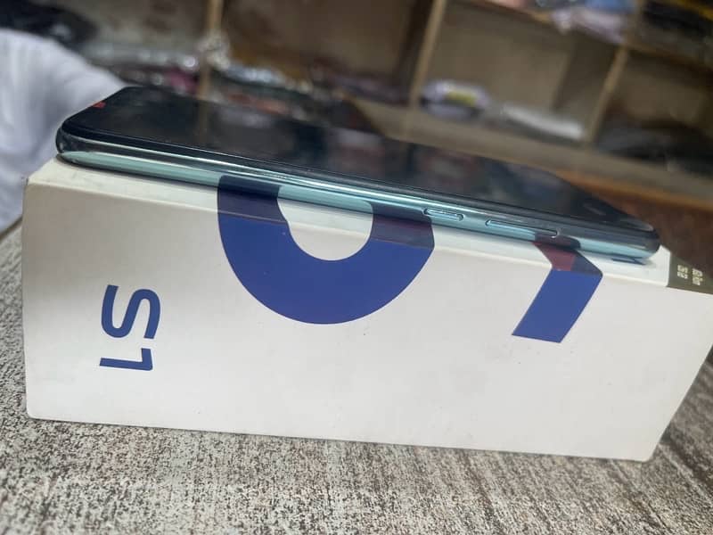 VIVO S1 4