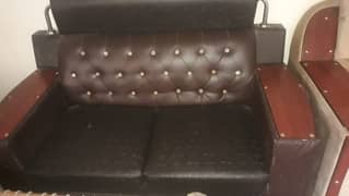a 6 seater sofa set in good condition is for sale