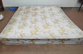 King SIzed Spring foam mattress