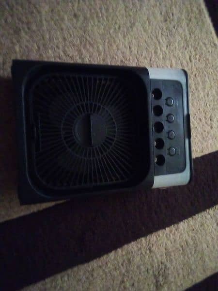 mini cooling fan with LED light. 0