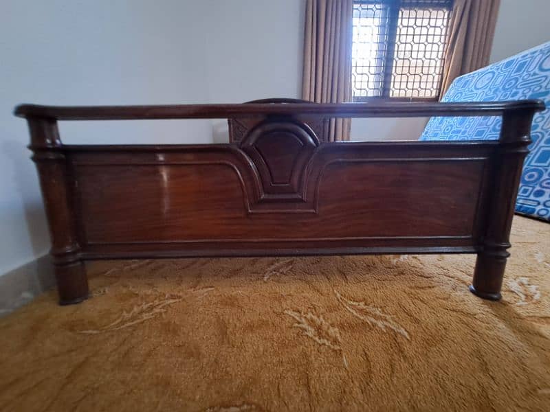 Sheesham One Single Bed with Side Table, No Mattress 5