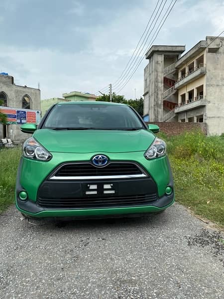 Toyota Sienta 2018 1