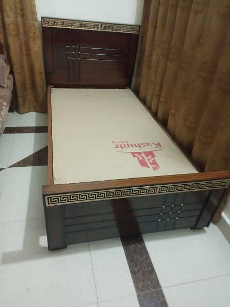 single bed size 3.5*6.5 10 sall guaranty home delivery fitting free 15