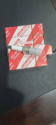 Toyota GLI Plug original 4 adad