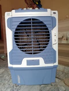 CANON AIR COOLER LIKE NEW CONDITION