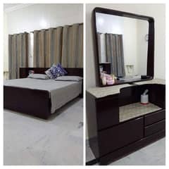 double bed / dressing / side table / sheesham wood / showcase