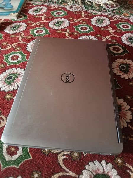 500/4 room 500 gb or ram 4gb h dell latitude E6440 condition 8/10 0